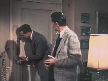 Tony gives Swann a guided tour...