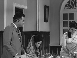 Rama helps serve dinner