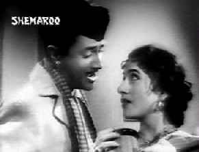 Dev Anand and Madhubala in Jaali Note