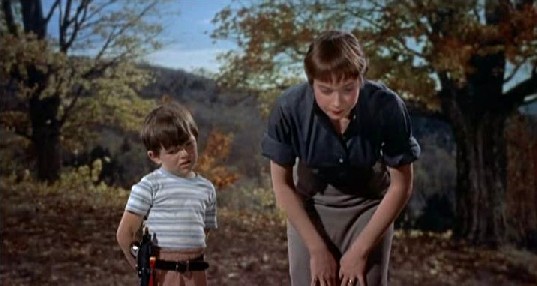 Jennifer comes with Arnie to check out Harry