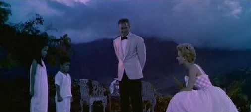 Emile introduces Nellie to the kids