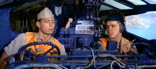 Lt Cable flies in on a mission