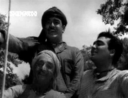 Nandu with his pals Khairati and Wazira