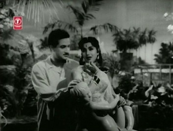 Ramesh romances Tara