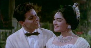 Dilip Kumar and Vyjyantimala in Leader