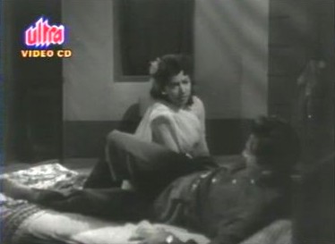 Shekhar regains consciousness in Mr Mathur's home Shekhar regains consciousness in Mr Mathur's home