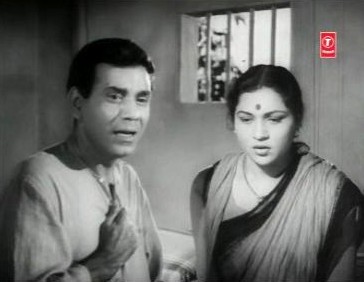 Shyamlal and Manorama have a chat about their bleak future Shyamlal and Manorama have a chat about their bleak future