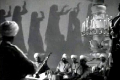 Inside Surat Khan's palace Inside Surat Khan's palace