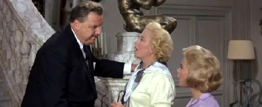 Maurice plays owner/manager of the Hotel La Dolce Vista