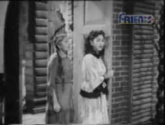 Ruhi and Aadil's mother in somewhat anachronistic clothing? Ruhi and Aadil's mother in somewhat anachronistic clothing?