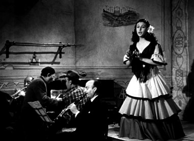 Carmen Vargas arrives... Carmen Vargas arrives...