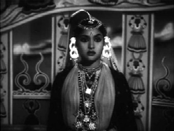 Vyjyantimala in Kathputli