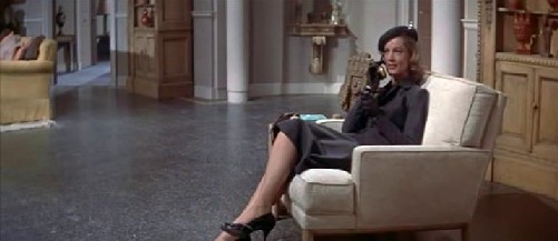 Schatze thinks up a plan to get a rich husband