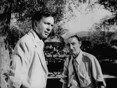 Ram Bharose chats with Nirmal Ram Bharose chats with Nirmal