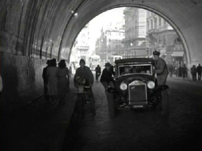 A pointless chase after a bicycle thief