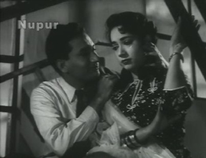 Vijay Anand and Shakila in Agra Road
