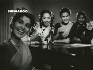 Tum jiyo hazaaron saal, from Sujata