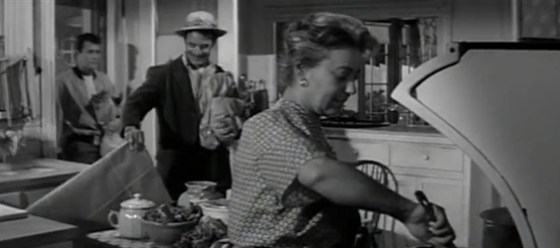 Joe is introduced to Mama Malatesta