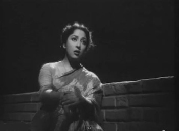 Ae dil kahaan teri manzil, from Maya