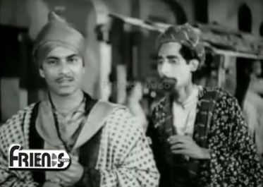 Shah Murad and Mansoor go out in disguise