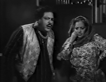 Pumman sneaks to Sahiban's mother