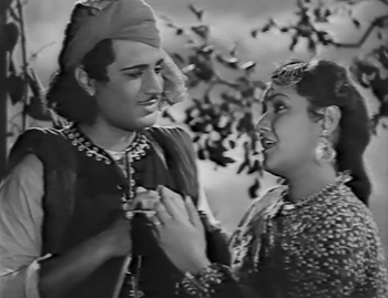 Mirza and Sahiban grow up, in love