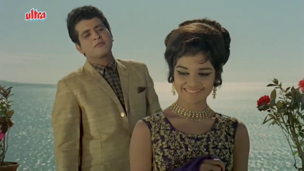 Manoj Kumar and Asha Parekh in Saajan