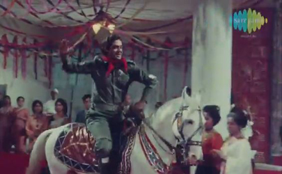 Joy Mukherji with 'Wonder Horse Joker' in Love in Bombay