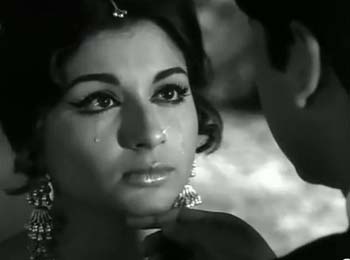 Yehi woh jagah hai, from Yeh Raat Phir Na Aayegi