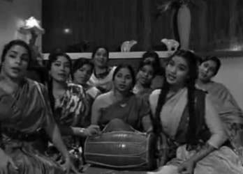 Gori sasuraal chali, from Shagoon