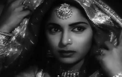 Waheeda Rehman as a bride in Chaudhvin ka Chaand