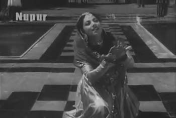 Aah ko chaahiye ek umr asar, from Mirza Ghalib