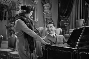 Charlie sings a song for Stella