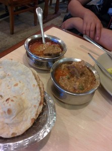Chicken qorma, karahi chicken and rotis at Al Quresh.