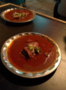 Nahaari, at Manpasand. Too many chillies for my taste. but still a hit.