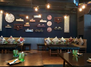 Inside the restaurant. Sadly, the nicest part of Terminus 1 is its decor.