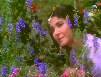 ... and those eyebrows.