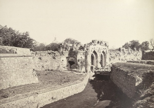 'Cashmere Gate', photographed by Samuel Bourne in 1857. (photo from Wikipedia)