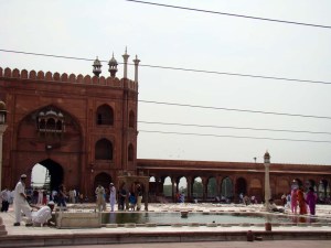 The hauz at Jama Masjid.