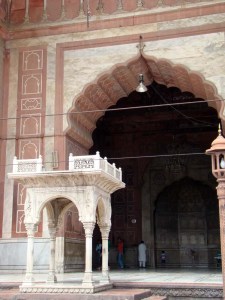 At the Jama Masjid, a mimbar which stands outside; the main mimbar is inside, next to the mihrab.