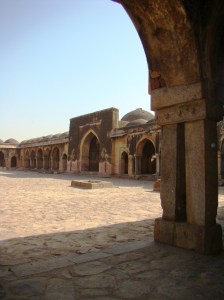 A view of the sehan at Begumpuri Masjid.