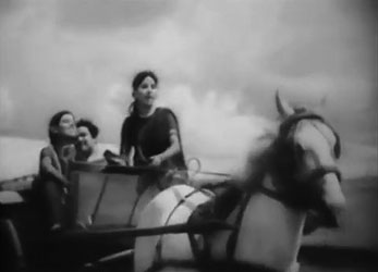 Ghir-ghirke aasmaan par chhaane lagi ghataayein, from Baanwre Nain