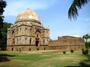 Bada Gumbad, seen from a distance.