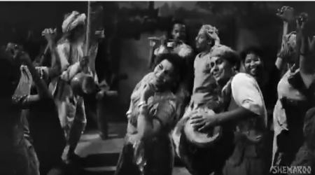 Hariyaala saawan dhol bajaata aaye, from Do Bigha Zameen