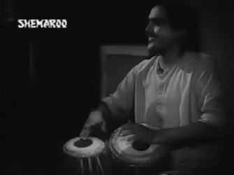 Jaa tose nahin boloon Kanhaiyya, from Parivaar