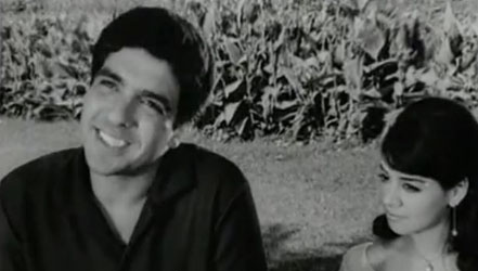 Jalal Agha and Farida Jalal in Taqdeer