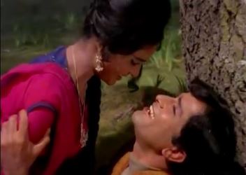 Likhe jo khat tujhe, from Kanyadaan