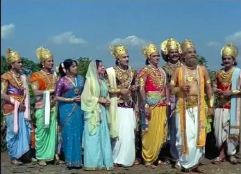 The Pandavas, their mother and Draupadi, with Krishna and Vishwakarma