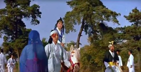 Mong-ryong rides through Namwon.