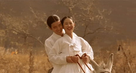 Lee Hyo-jeung and Cho Seung-woo as Chun-hyang and Mong-ryong